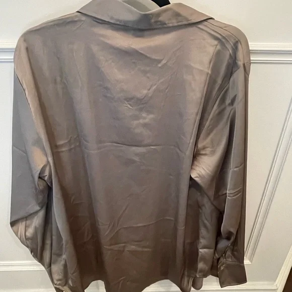 H&M Taupe Button Down Shirt - Picture 3 of 3